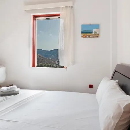 Christina 2 Kythnos Villa Merichas