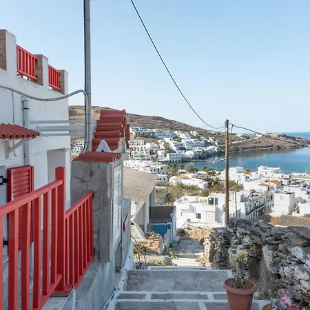 Christina 2 Kythnos * Mérichas